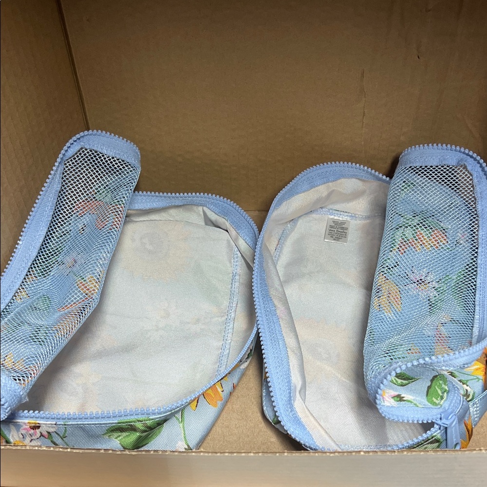 Vera Bradley 3pc Travel Set - Picture 7 of 8